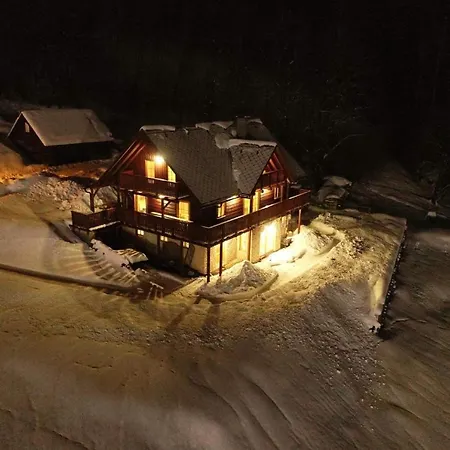 Rodinny Dum Na Slunecni Strani Dolni Dvur Exterior photo