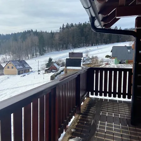 Rodinny Dum Na Slunecni Strani Dolni Dvur Exterior photo